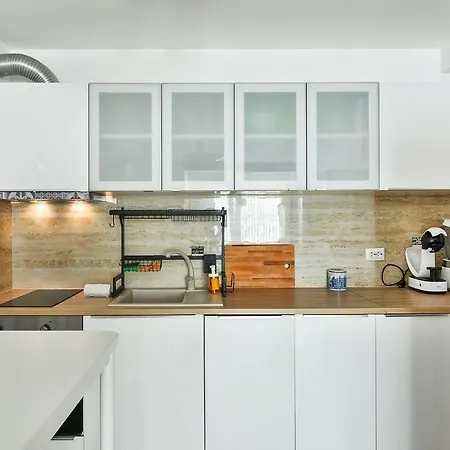 Apartment Flat Wi-fi & Streaming Varna