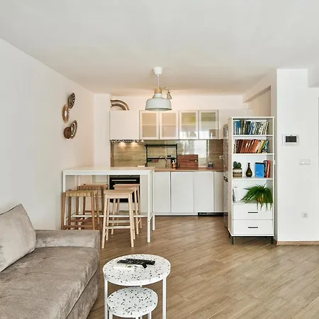 Lägenhet Flat Wi-fi & Streaming *