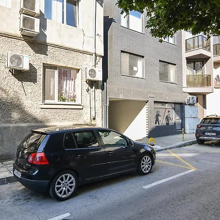 Apartment Flat Wi-fi & Streaming