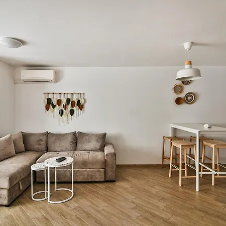 Flat Wi-fi & Streaming Apartment *