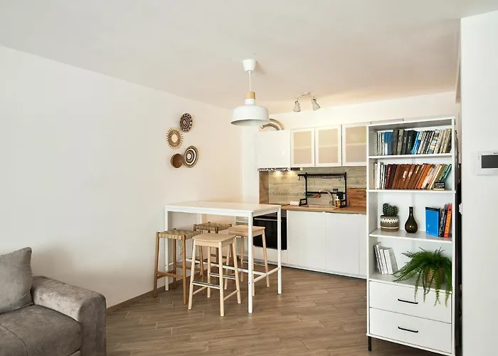 Flat Wi-fi & Streaming Apartment Varna