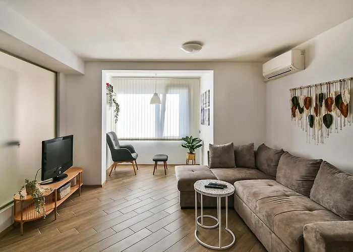 Apartment Flat Wi-fi & Streaming Varna