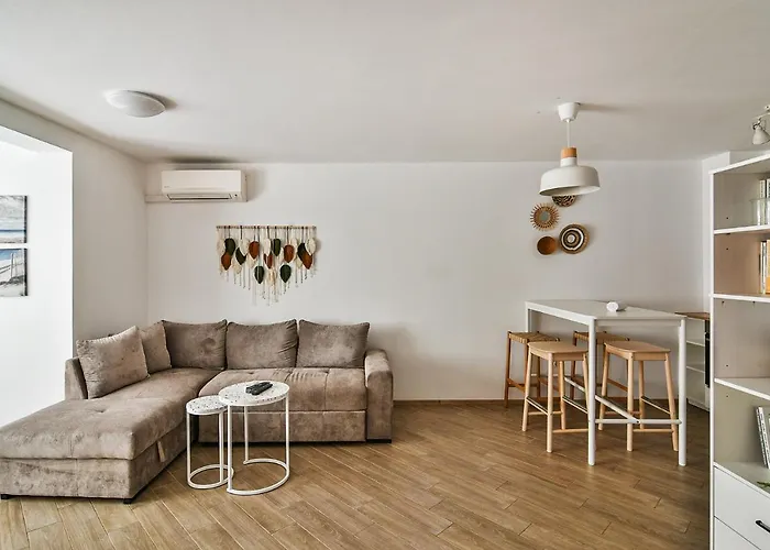 Flat Wi-fi & Streaming Apartment *