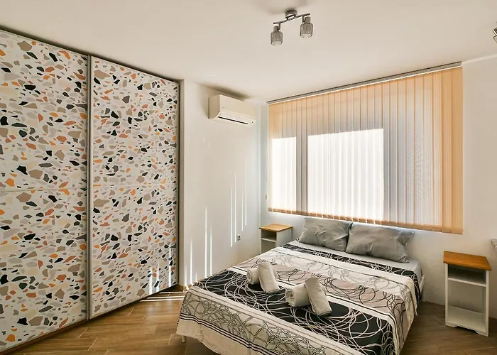 Flat Wi-fi & Streaming * Варна